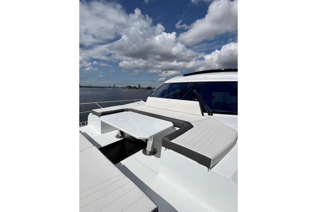 GALEON 700 SKY