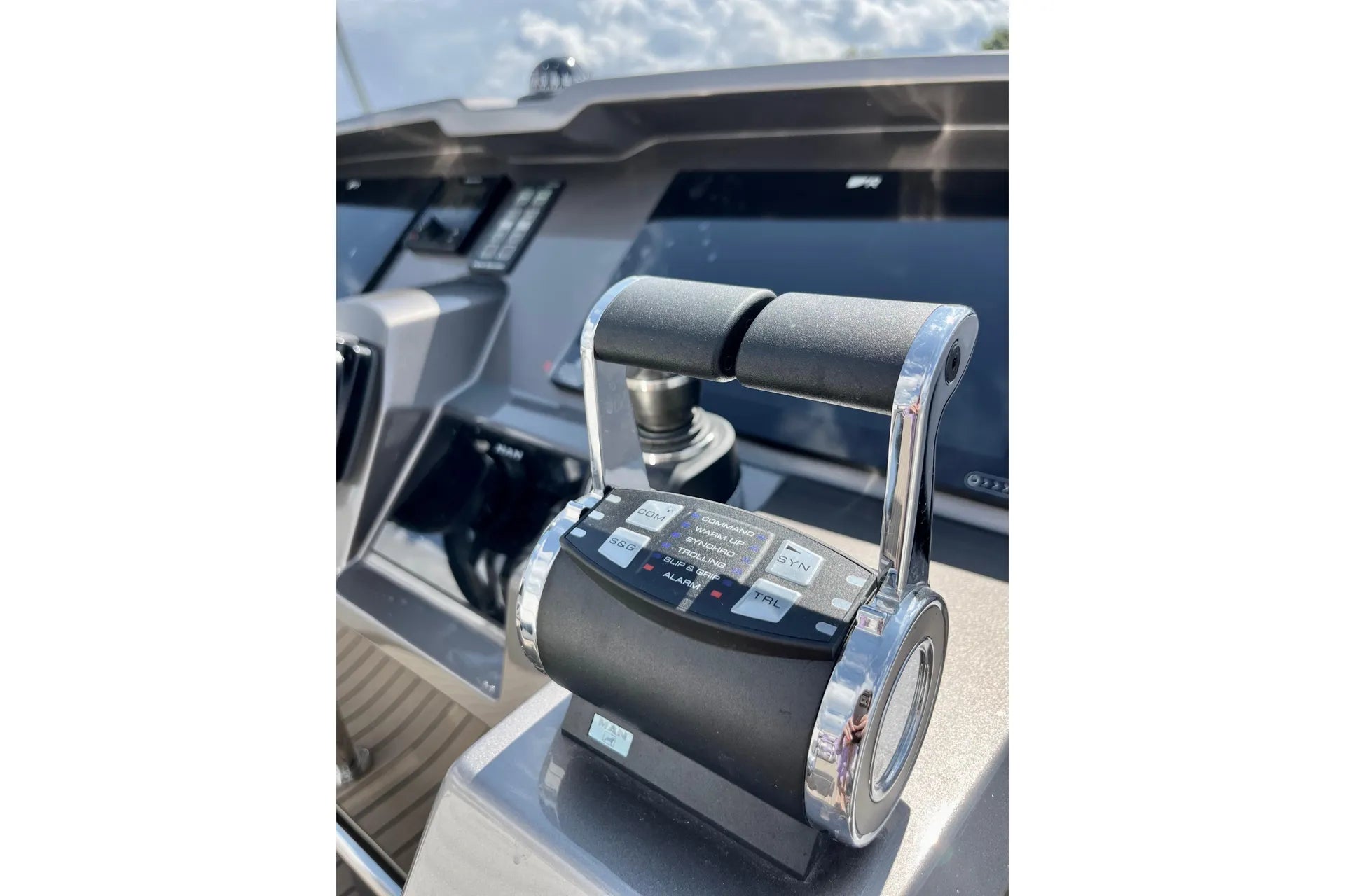 GALEON 700 SKY