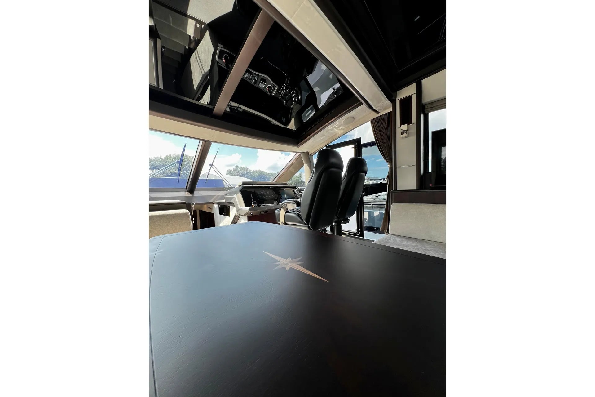 GALEON 700 SKY