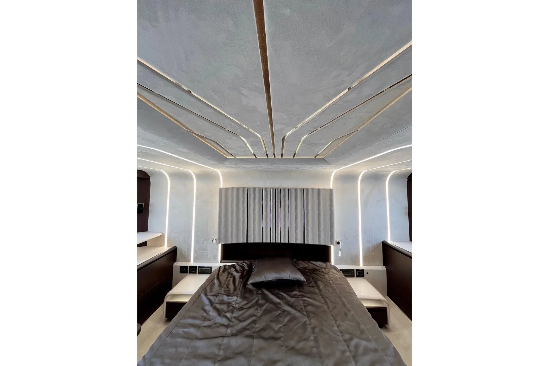 GALEON 700 SKY